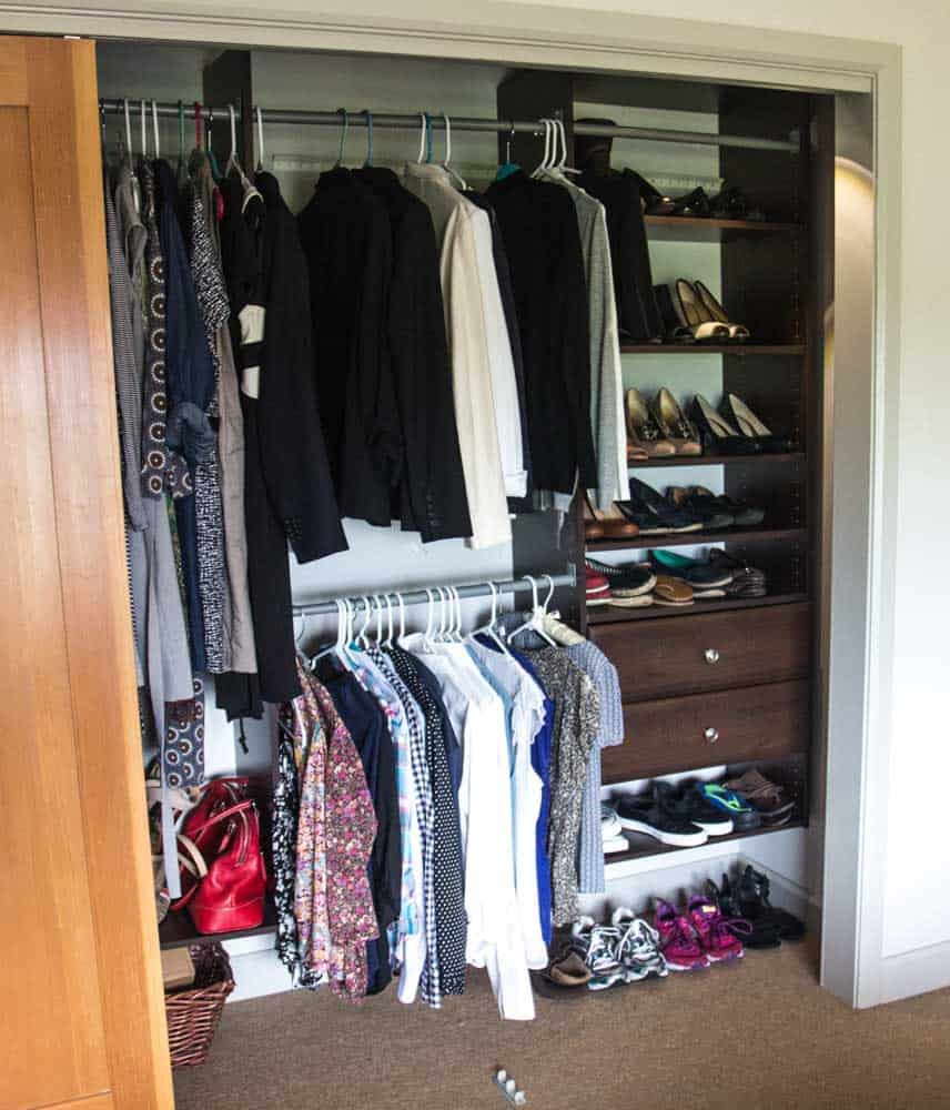 Organizing my Clothes the KonMari Way