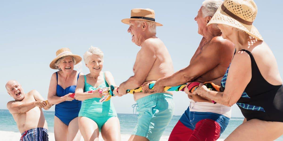 5 Ways to Help Your Aging Parents Maintain Their Social Lives