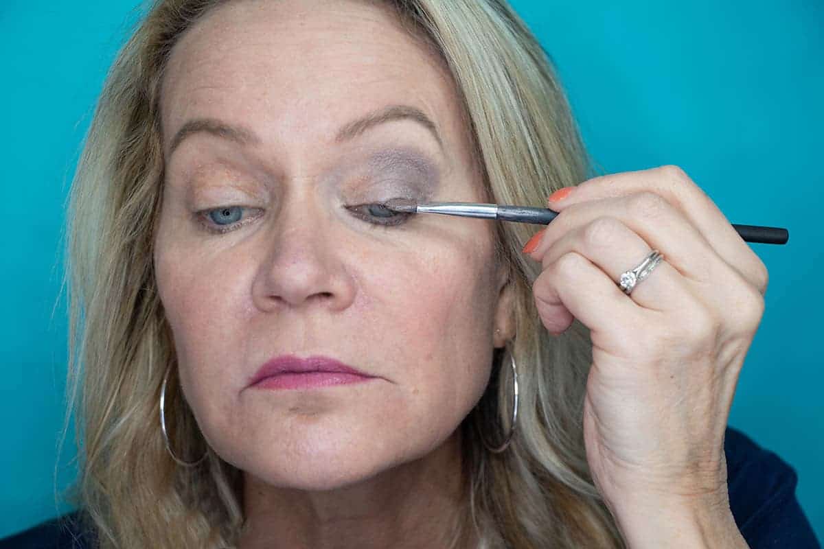 Best Eyeshadow For Mature Eyes 2024 Kaye Savina