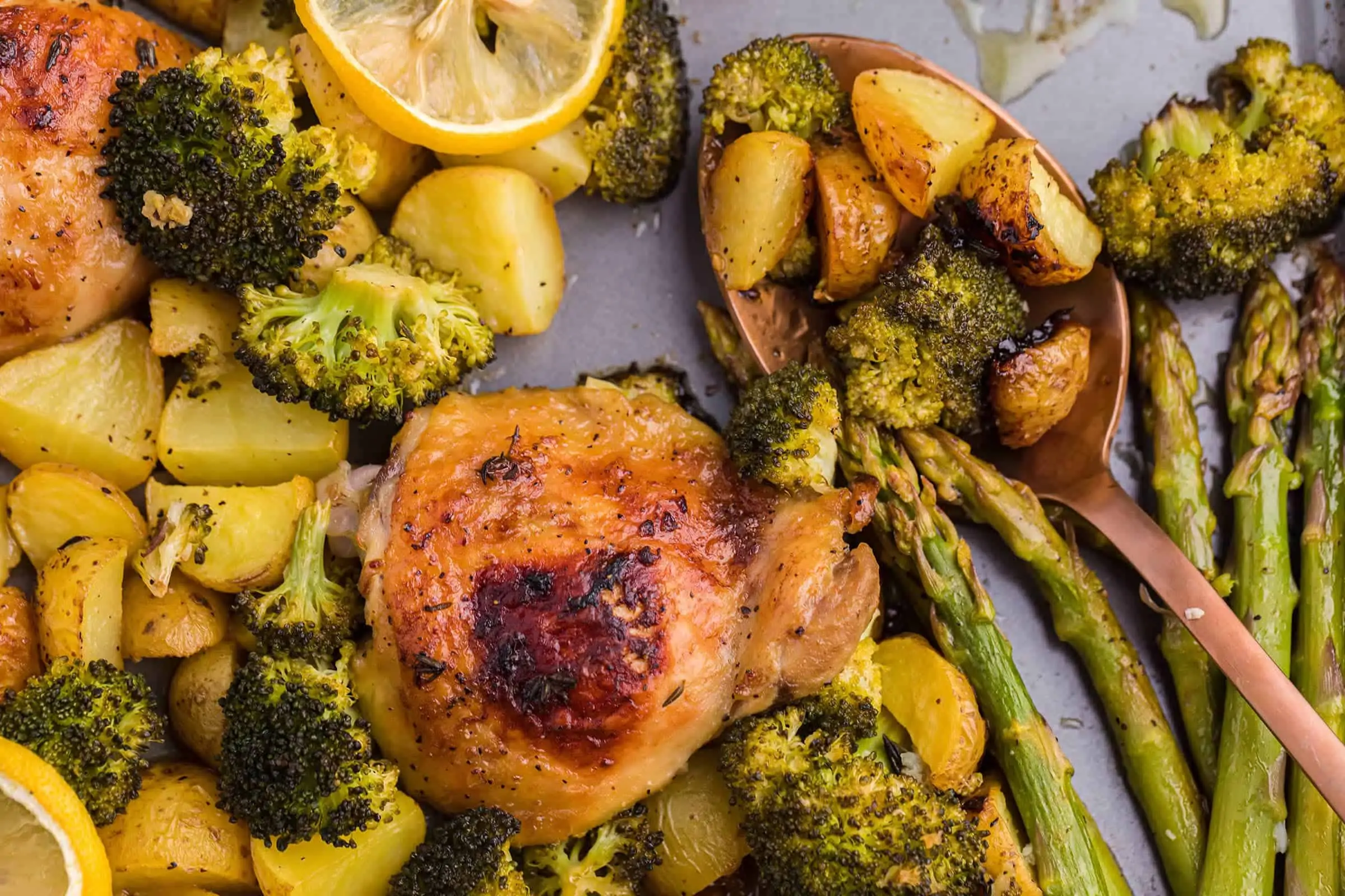 Lemon Garlic Sheet Pan Chicken and Veggies Recipe