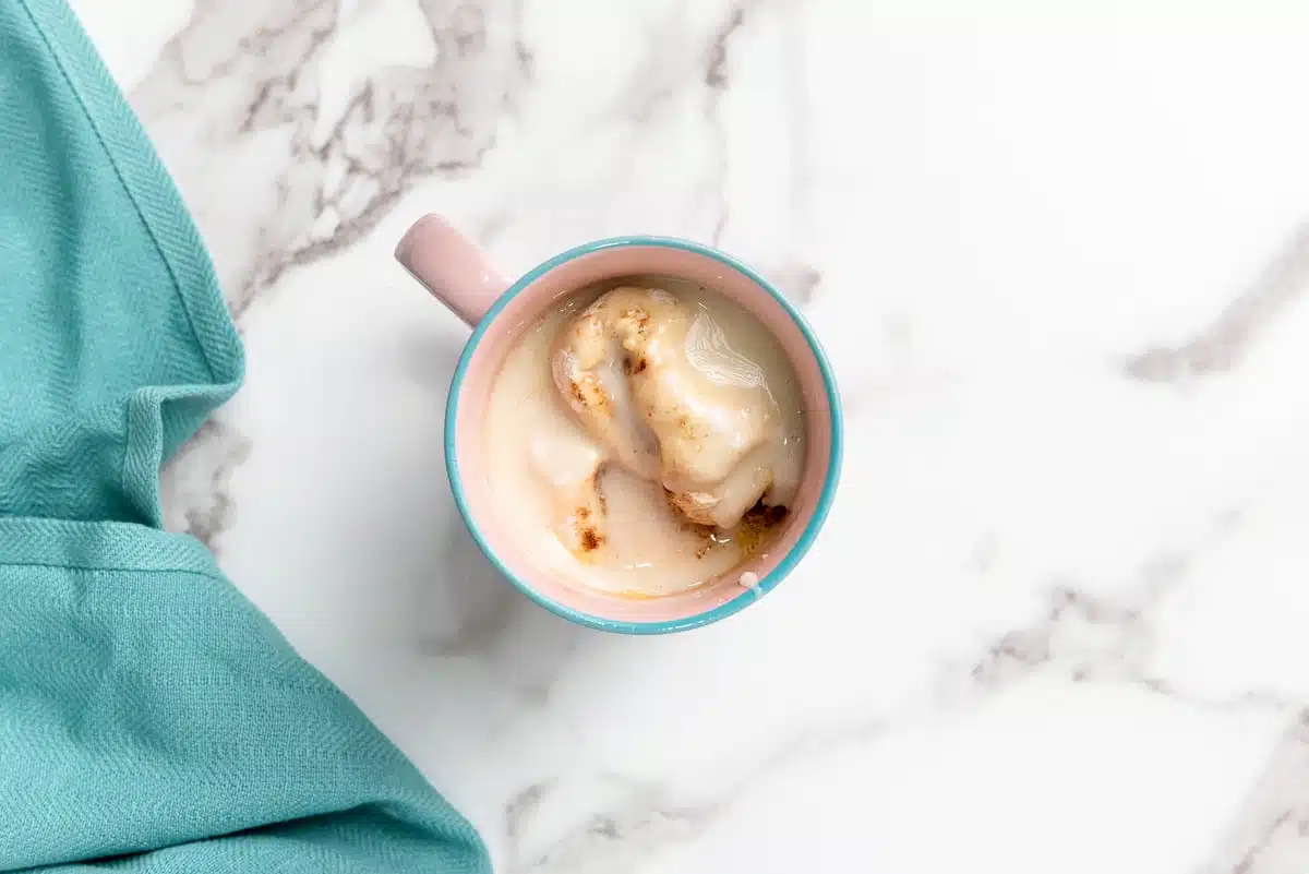 single serving cinnamon roll microwave